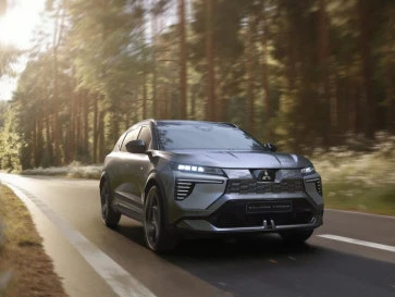 Mitsubishi Eclipse Cross EV Kini Ditawarkan dengan Harga Lebih Murah