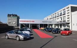 Intip Pusat Porsche Klasik yang Resmi Beroperasi