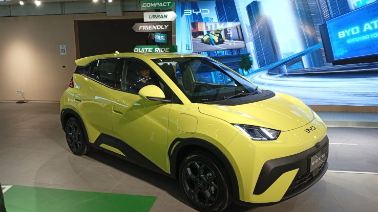 Toyota Kijang Innova Jadi Mobil Terlaris di Indonesia Sepanjang 2025, BYD Atto 1 Cetak Sejarah