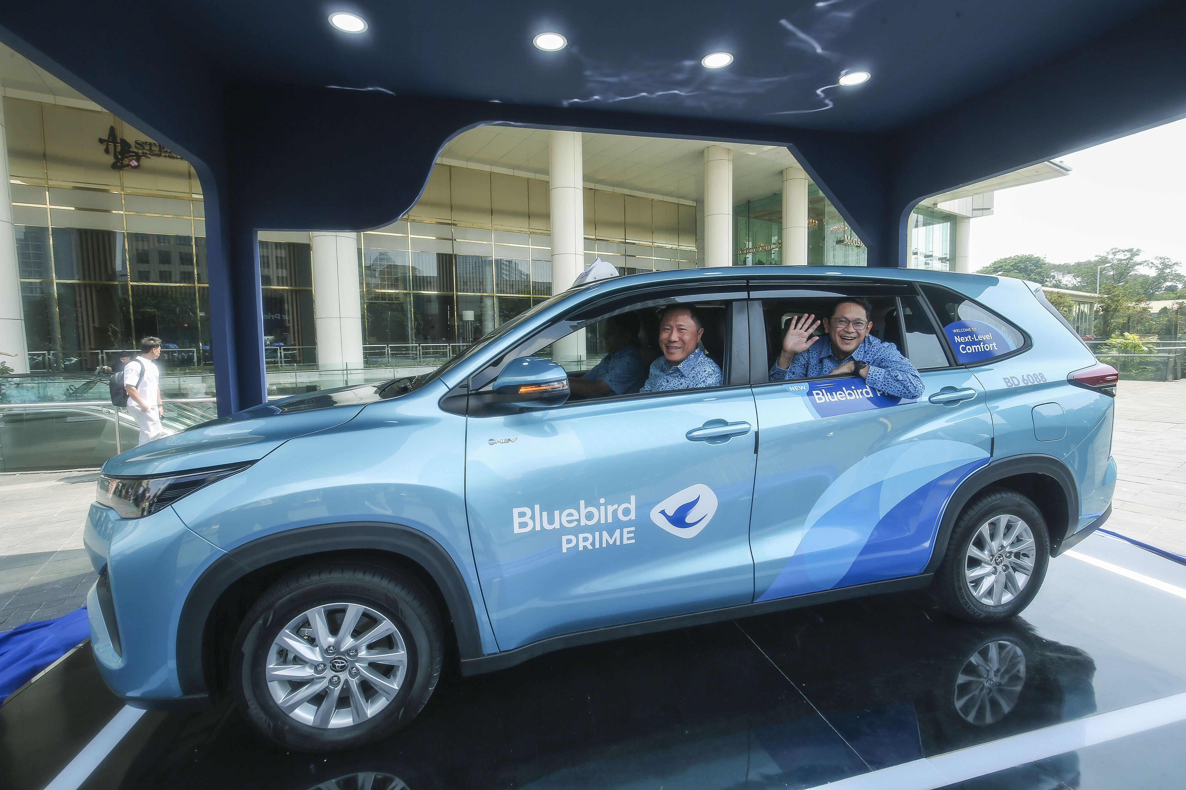 Bukan Taksi Biasa, Bluebird Prime Bawa Armada Terbaru dengan Kabin Lebih Nyaman