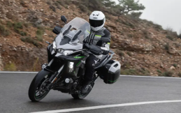 Kawasaki Ninja 1100SX dan Versys 1100 Resmi Meluncur, Harga Mulai Rp246 jutaan