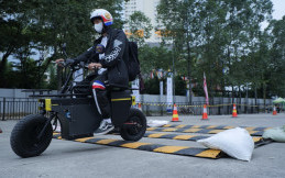 Ingin Jajal Motor Listrik? Ini Prosedur Test Ride di Hall 8 GIIAS 2021