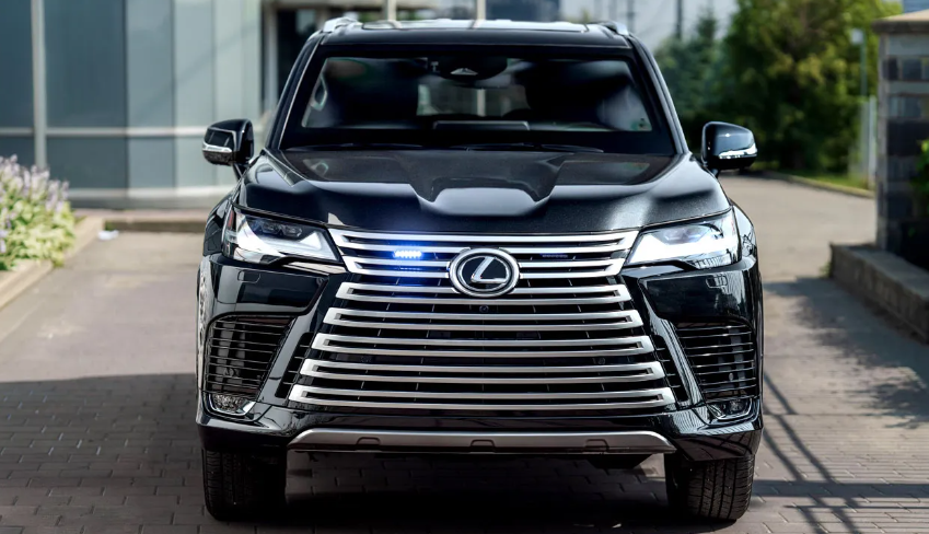 SUV Mewah Rasa Tank, Lexus LX 700h Kini Tahan Ledakan Dua Granat Sekaligus