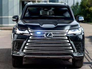 SUV Mewah Rasa Tank, Lexus LX 700h Kini Tahan Ledakan Dua Granat Sekaligus