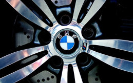 2021, BMW Bakal Ciptakan  Mobil Otonom Tiga Level