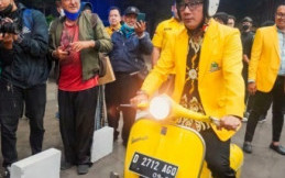Gabung Parpol, Intip Spesifikasi Vespa VBB Klasik yang Digunakan Ridwan Kamil