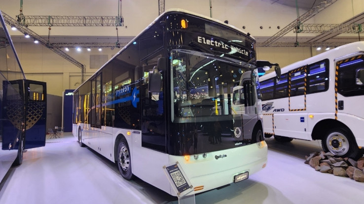 Indika Energy Rilis Bus Listrik Invi di GIIAS 2023