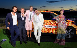 BMW i3 Berdesain Cover Album Guns N'Roses Dilelang di Acara Amal Leonardo DiCaprio