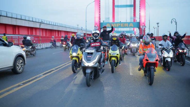 Ratusan Bikers Gelar Riding Jelajah Andalas, Tempuh Jarak Puluhan Km