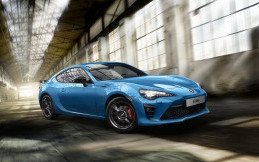 Toyota Luncurkan GT86 Club Series Blue Edition 