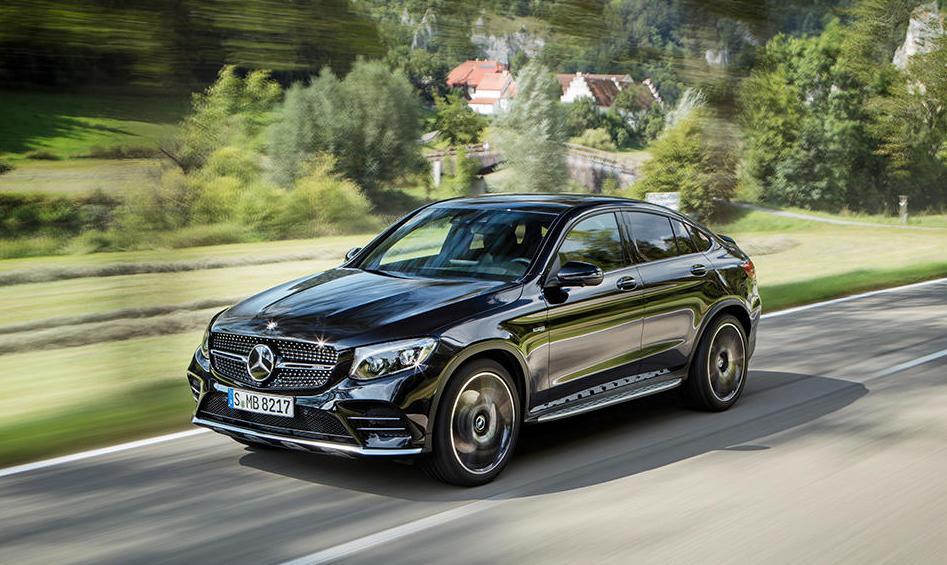 Gabungan Desain Sporty dan Elegan Terbalut Dalam Mercedes-AMG GLC 43 4MATIC Coupé