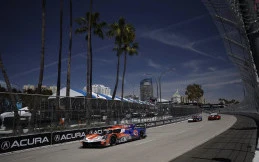 Para Pembalap Dominasi Sirkuit Long Beach IndyCar Series dan IMSA