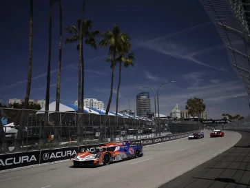 Para Pembalap Dominasi Sirkuit Long Beach IndyCar Series dan IMSA