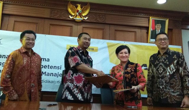 Lulus Seleksi Kompetensi,  Siswa/siswi  Magang di Adira Finance