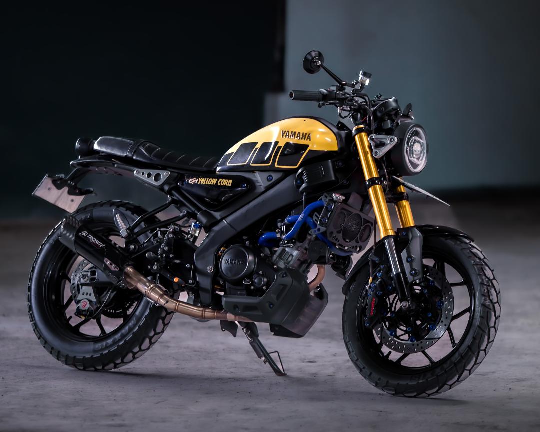 Modifikasi Yamaha XSR Lady Bikers Doyan Touring, Yuk Intip