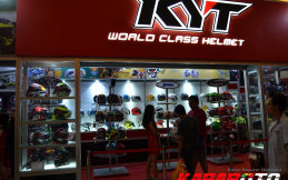 Berburu Helm Baru untuk Mudik di JFK 2018