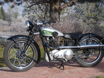 Royal Enfield Bullet, Legenda 90 Tahun yang Tetap Merajai Jalanan