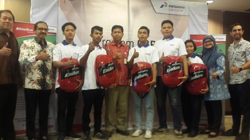 Pertamina Lubricants Ajari Perbengkelan Kepada Siswa SMK 