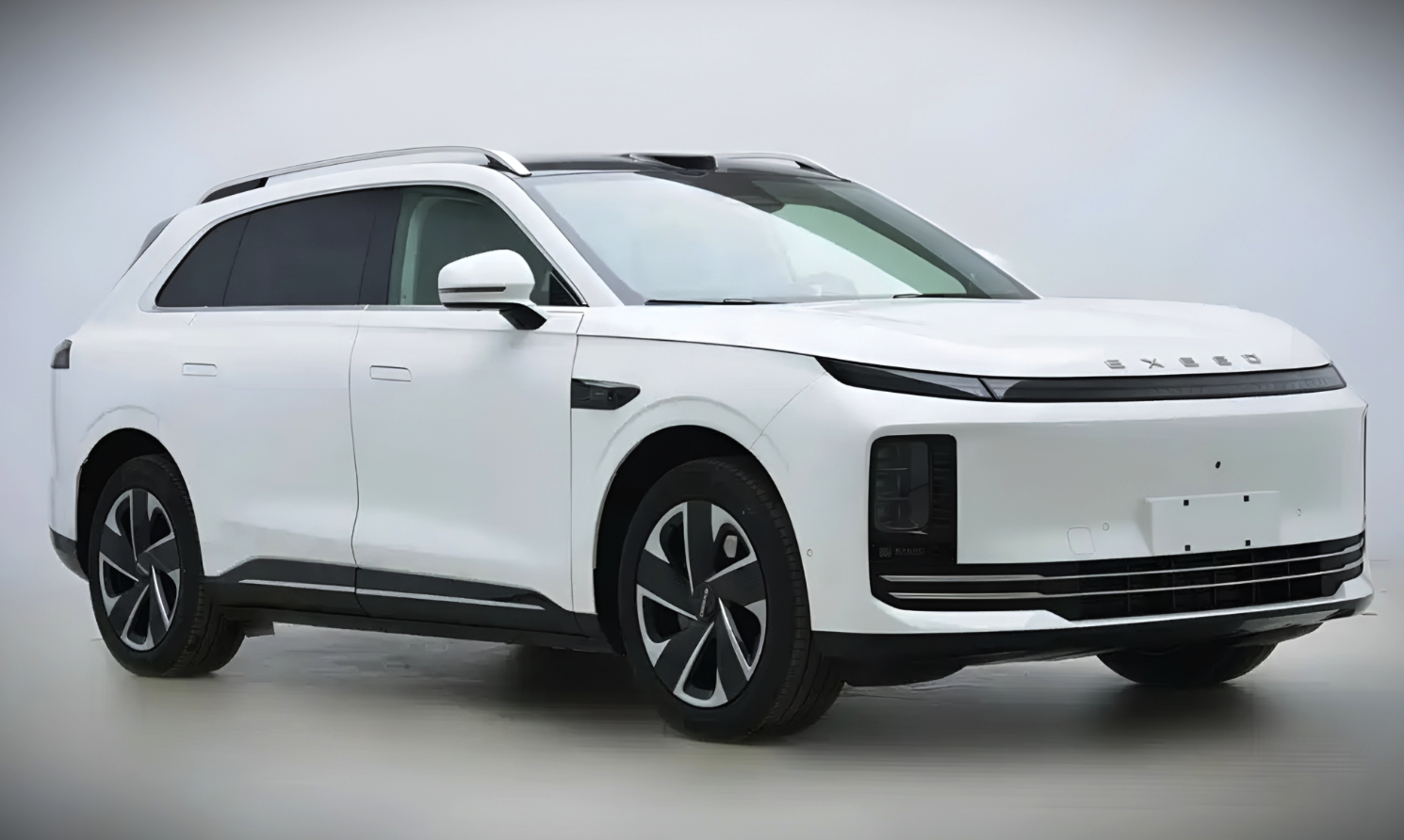 Chery akan Meluncurkan Exeed EX7, Debut Global 17 April Mendatang