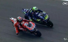 Rossi Minta Maaf Sudah Overlap Lorenzo