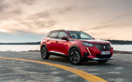 Peugeot 2008 Sabet 3 Penghargaan Sekaligus