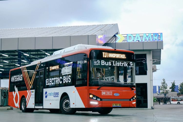 Damri Klaim telah Operasikan 316 Bus Listrik di Jakarta