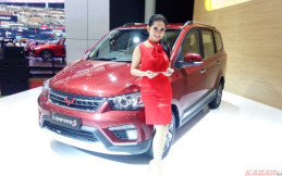 Wuling Motors Pamer Mobil Mungil di GIIAS Surabaya 