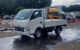 First Drive Isuzu Traga AC, Kabin Lebih Sejuk Performa Tetap Terjaga