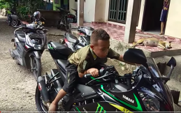 Sempat Viral, Valdy Bocah Komentator Asal NTT Diundang Tonton MotoGP Sepang 