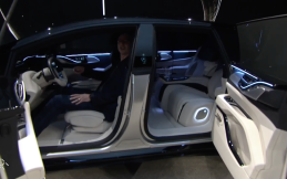 Interior Mobil Masa Depan Ala BMW