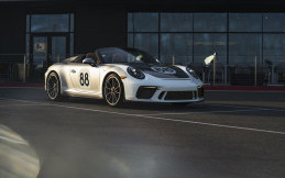 Porsche 911 Speedster Dilelang untuk Bantu Penanganan Covid-19