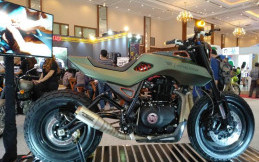 Royal Enfield Tampilkan Himalayan Custom di IMOS 2018