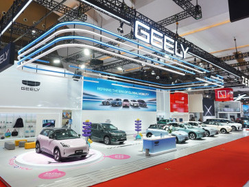 Geely Group Cetak 1.776 SPK di IIMS 2026, EX2 Jadi Primadona