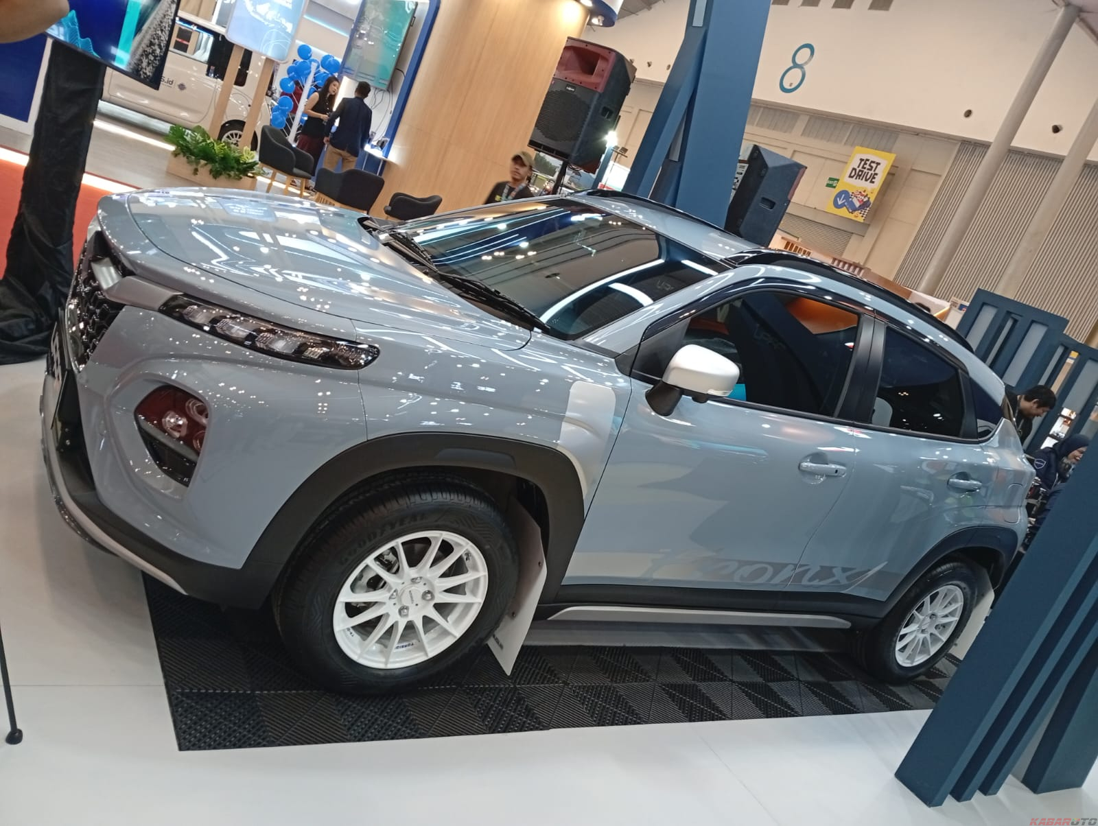 Fitur UPPF Hammerhead Glossy dan Matte untuk Kendaraanmu