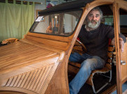 Keren, Mobil Ikonik Citroen 2CV Ini Terbuat dari Kayu
