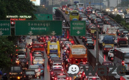 Pantauan Aplikasi Waze Ungkap Aturan Ganjil Genap Berhasil Kurangi Kemacetan 19 Persen di Ibukota