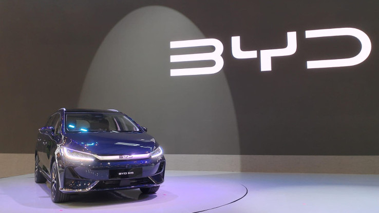 Daftar Mobil Listrik Berkapasitas 7 Penumpang di Indonesia