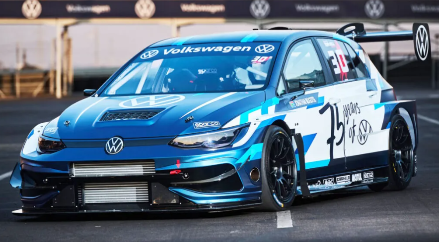VW Golf Mk8 Hadir dengan Daya 1.000 Dk dan Knalpot di Depan