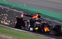 Max Verstappen Dibayangi Lewis Hamilton di Klasemen Sementara Pembalap F1