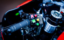 Dorna Sport Tidak Melarang Penggunaan Holeshot Device