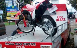 Nyata, Orang Indonesia Beli Honda CRF150L Dengan Koin Pecahan Rp 1.000