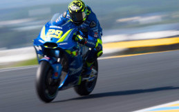Hengkang dari Suzuki, Iannone Berlabuh ke Aprilia