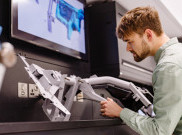 Jaguar Land Rover Menyuguhkan Terobosan Crosscar Beam