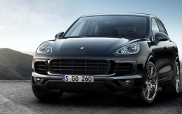 Porsche Cayenne S Hadir Dalam Versi Platinum Edition