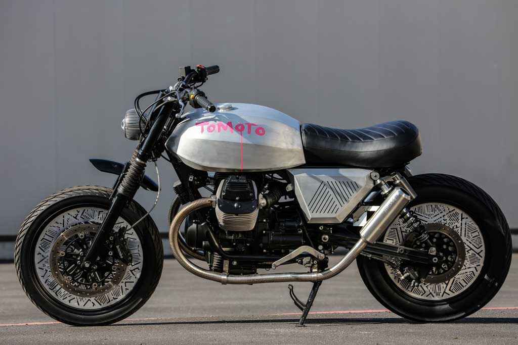 Moto Guzzi V7 Tomoto, Hasil Rancangan Desain Tom Dixon