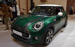 Ini Daftar Harga MINI 60 Years Edition, Cuma Ada 60 Unit Loh!