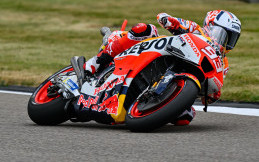 Makin Ketinggalan, Ternyata Honda Tidak Lakukan Pengembangan Saat Marc Marquez Cedera