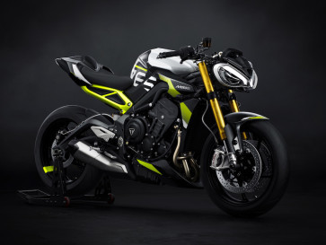 Triumph Street Triple 765 RX dan Moto2 Edition, Pilih Mana?