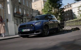 MINI Countryman SE Midnight Edition Resmi Meluncur, Tampil Eksklusif dan Lebih Mewah