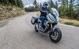 Honda X-ADV 2021 Meluncur, Tampang Lebih Gahar dan Mesin Lebih Bertenaga